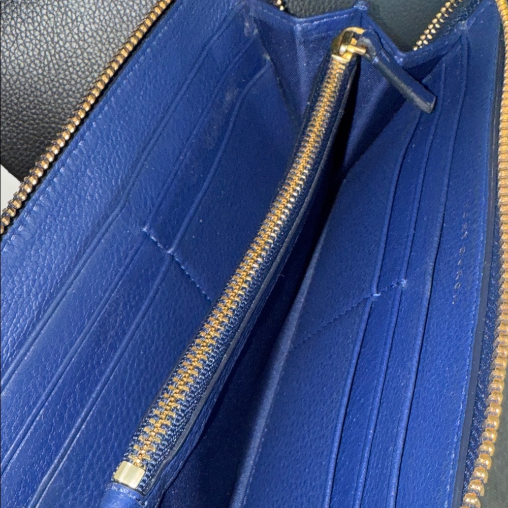 Tory Burch Royal Blue Leather Zip Continental Wallet - Picture 2 of 11